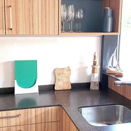 Botel Hausboot Moin Madita In Exklusiver Lage *