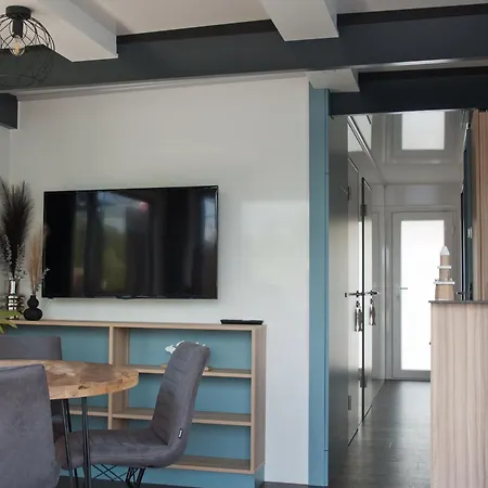 Hausboot Moin Madita In Exklusiver Lage Šlesvik